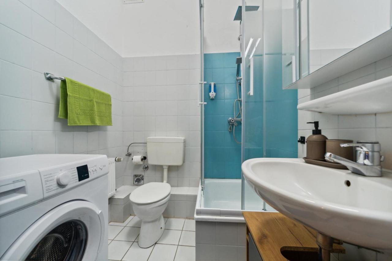 Infinity Stay: Bis Zu 4 Personen Zentrum Wassernah Netflix 빌헬름스하펜 외부 사진